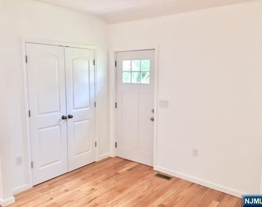 1249 Beaumont - Photo Thumbnail 1