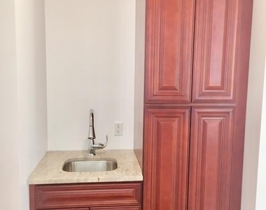 1249 Beaumont - Photo Thumbnail 5