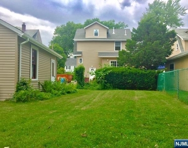 1249 Beaumont - Photo Thumbnail 21