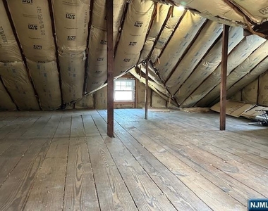 1249 Beaumont - Photo Thumbnail 12