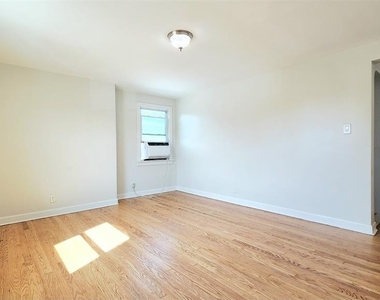 409 Market - Photo Thumbnail 5