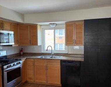 599 Boulevard - Photo Thumbnail 5
