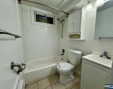 687 Midland - Photo Thumbnail 6