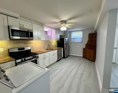 687 Midland - Photo Thumbnail 7