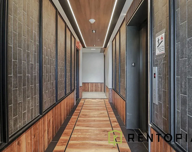 411 Meeker Avenue - Photo Thumbnail 13