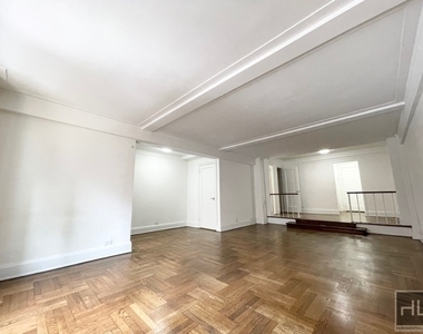 East 38 Street - Photo Thumbnail 4