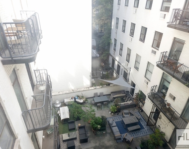 East 12th Street - Photo Thumbnail 11