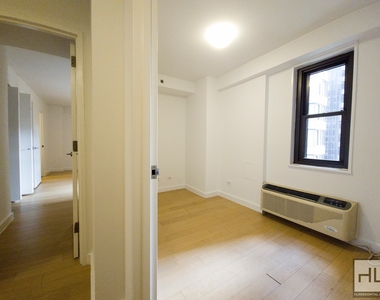 East 39th Street - Photo Thumbnail 12