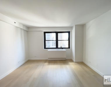 East 39th Street - Photo Thumbnail 1