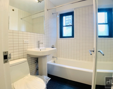 East 39th Street - Photo Thumbnail 6