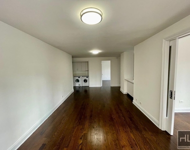 E 16 St - Photo Thumbnail 1