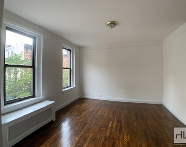 E 58th St - Photo Thumbnail 1