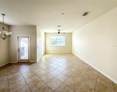 13715 Rosette Road - Photo Thumbnail 3