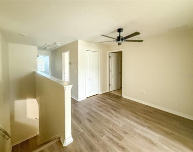 13715 Rosette Road - Photo Thumbnail 13