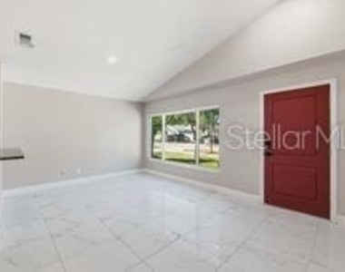 6614 Northhaven Court - Photo Thumbnail 9