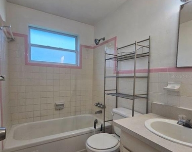 4122 Kibler Lane - Photo Thumbnail 8