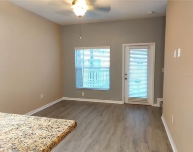 8515 Brushleaf Way - Photo Thumbnail 6