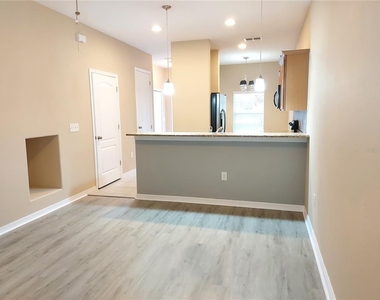 8515 Brushleaf Way - Photo Thumbnail 2