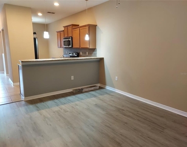 8515 Brushleaf Way - Photo Thumbnail 4