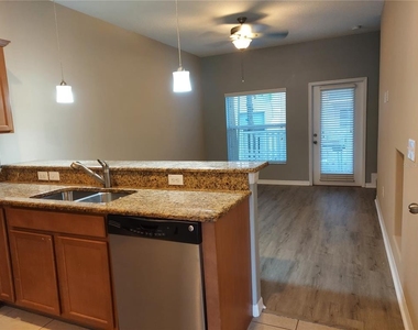 8515 Brushleaf Way - Photo Thumbnail 8