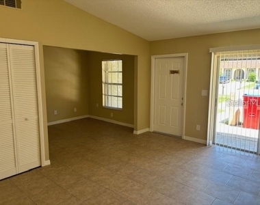 9982 87th Street - Photo Thumbnail 3
