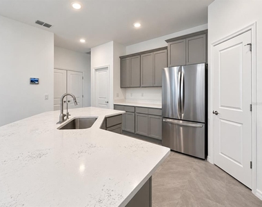 31526 Ancient Sage Road - Photo Thumbnail 16