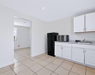 7606 Alvina Street - Photo Thumbnail 29
