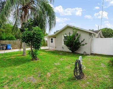 7606 Alvina Street - Photo Thumbnail 21