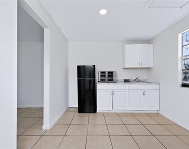 7606 Alvina Street - Photo Thumbnail 28