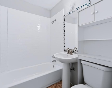 7606 Alvina Street - Photo Thumbnail 13