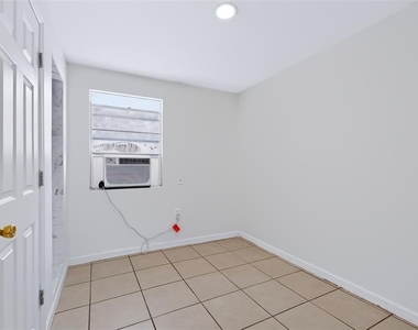 7606 Alvina Street - Photo Thumbnail 31