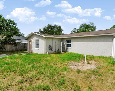 7606 Alvina Street - Photo Thumbnail 24