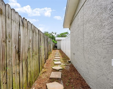 7606 Alvina Street - Photo Thumbnail 25