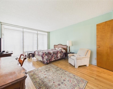 50 Harbor View Lane - Photo Thumbnail 16