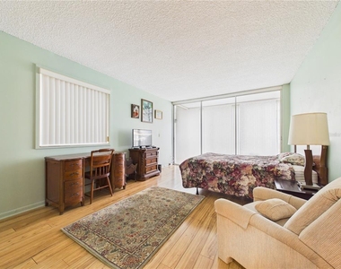 50 Harbor View Lane - Photo Thumbnail 14