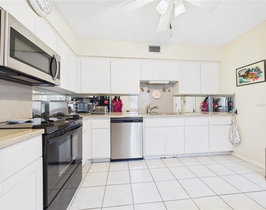 50 Harbor View Lane - Photo Thumbnail 8