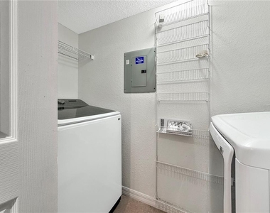 3305 Haviland Court - Photo Thumbnail 9