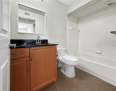 3305 Haviland Court - Photo Thumbnail 18