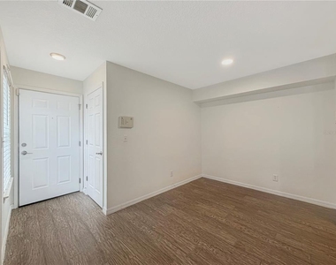 3305 Haviland Court - Photo Thumbnail 3