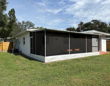 2822 W Leila Avenue - Photo Thumbnail 16