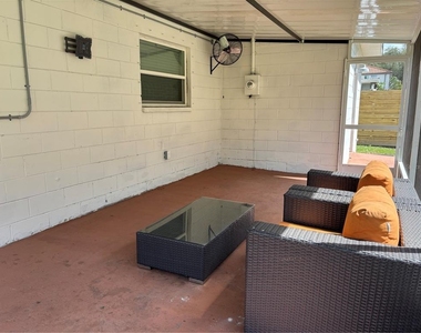2822 W Leila Avenue - Photo Thumbnail 15