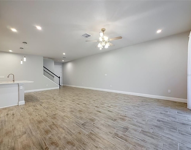 6076 Grand Sonata Avenue - Photo Thumbnail 17