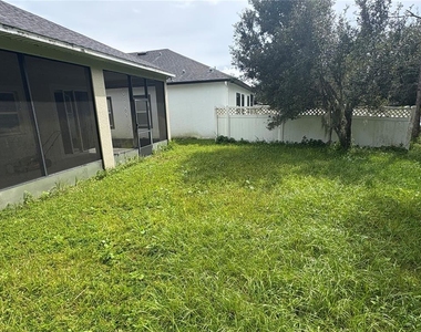 2820 Moonstone Bend - Photo Thumbnail 21