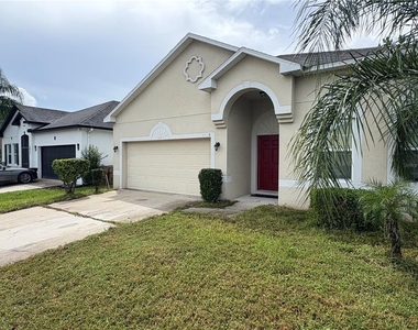 2820 Moonstone Bend - Photo Thumbnail 2