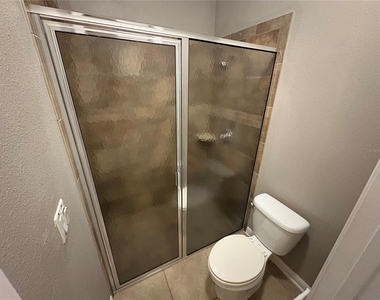 2820 Moonstone Bend - Photo Thumbnail 13