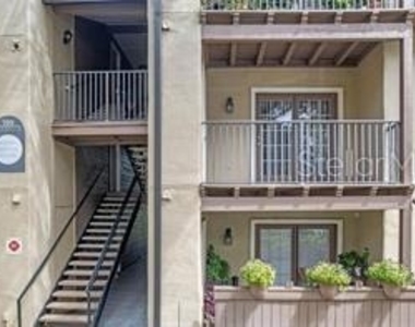 199 Afton Sq - Photo Thumbnail 1