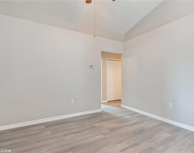 317 Majesty Drive - Photo Thumbnail 11