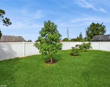 317 Majesty Drive - Photo Thumbnail 30