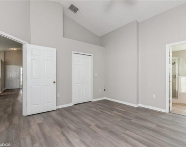 317 Majesty Drive - Photo Thumbnail 17