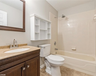 317 Majesty Drive - Photo Thumbnail 25